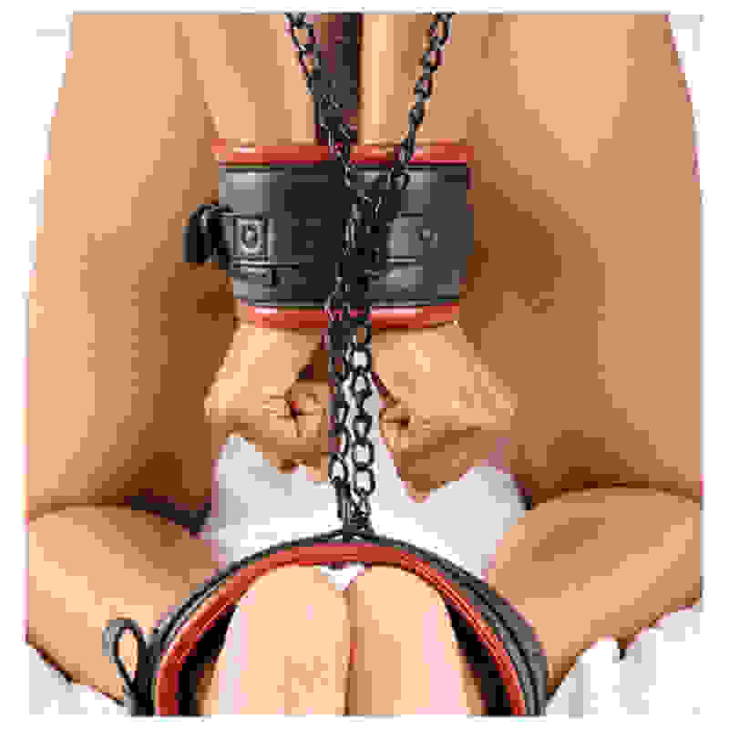 Saffron Chained and Tamed - Black/red